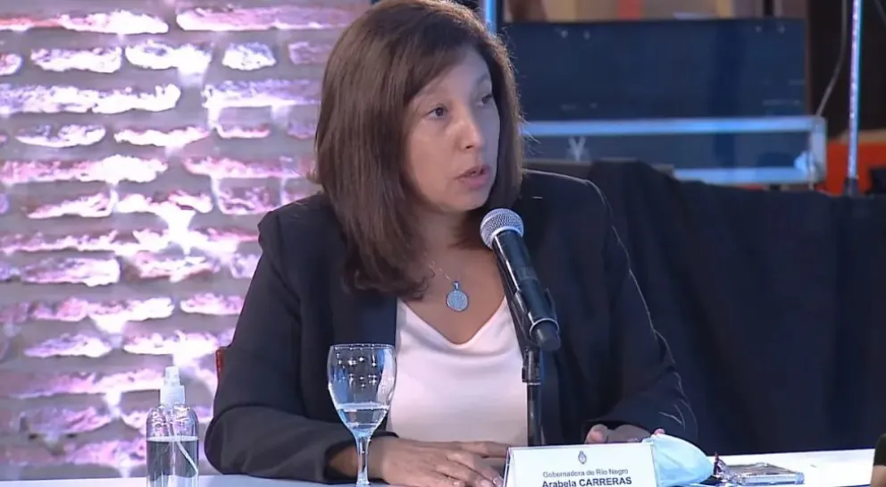 Carreras: “Apoyamos la negociación con el Fondo, siempre y cuando no condene a nuestro pueblo a la pobreza”