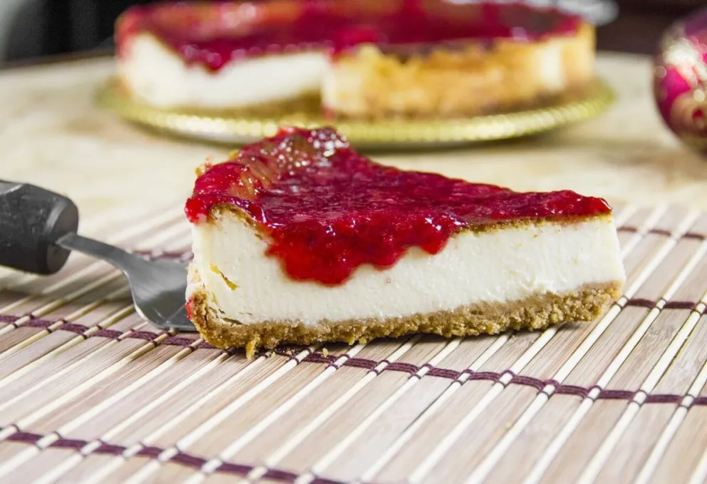 Riquísimo: hacé cheesecake vegano con cobertura de mermelada