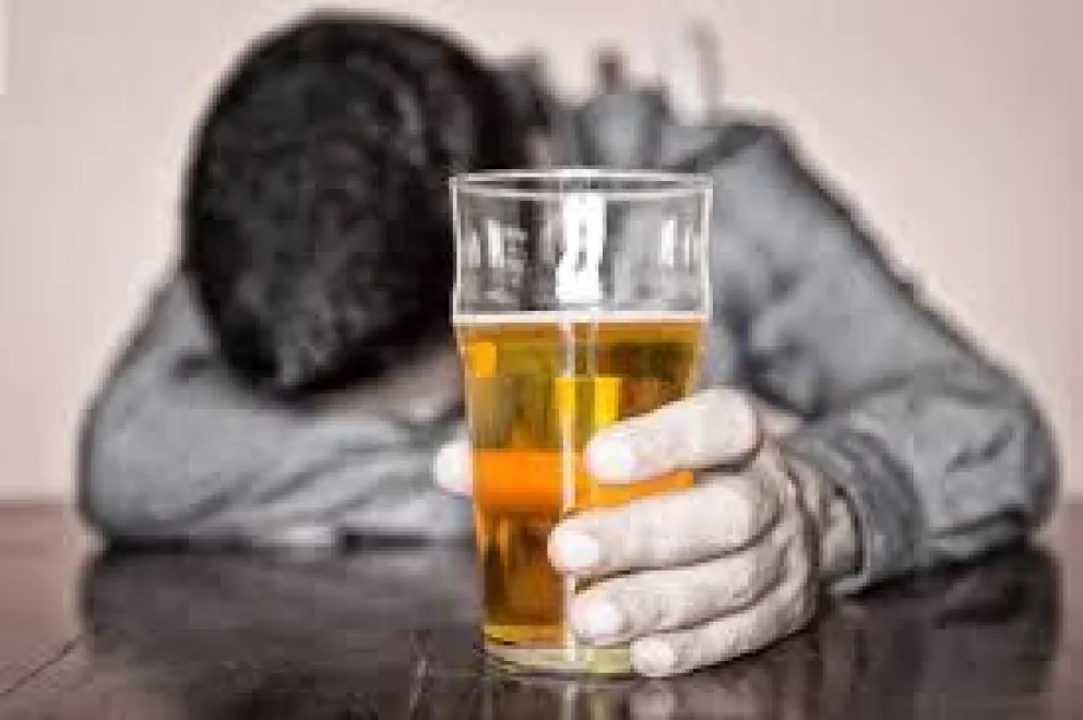 Alcohólicos Anónimos es el primer peldaño de la escalera para salir del infierno