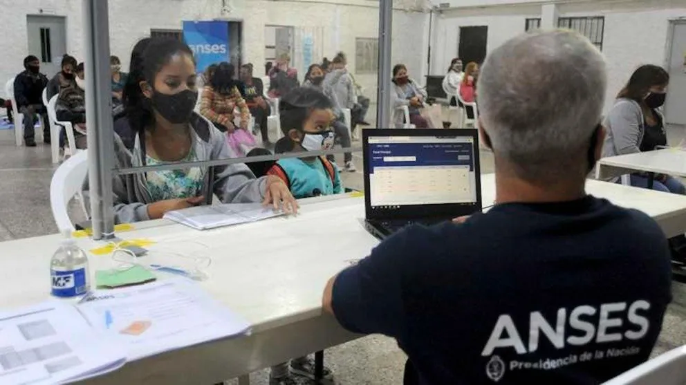 ANSES paga el Complemento del Salario Familiar este mes: monto y a quién corresponde