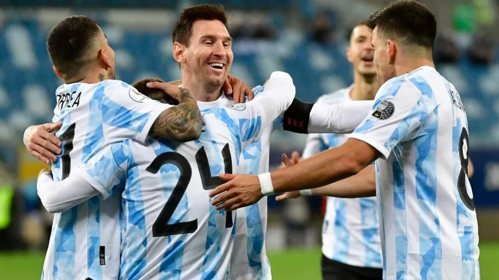 Scaloni sorprende: Un goleador vuelve a la selección argentina