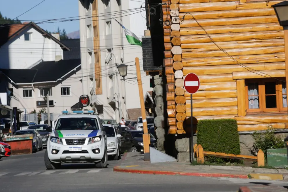 Lo echaron del boliche por revoltoso y rompió los vidrios desde la calle