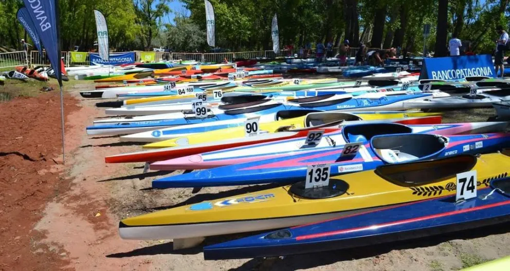 Detectan casi medio centenar de infracciones en la Regata del río Negro