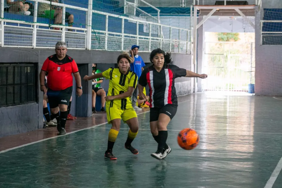 Empieza la definición en la Copa “Sandra Salgado”