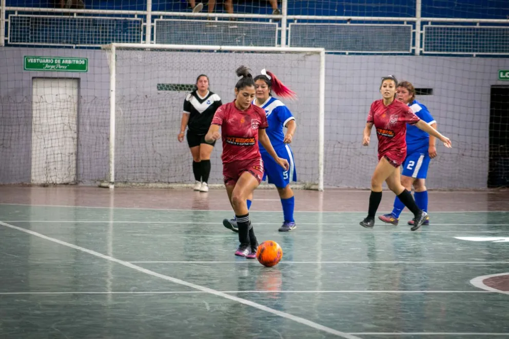 El Torneo Femenino de Adeful ya juega octavos