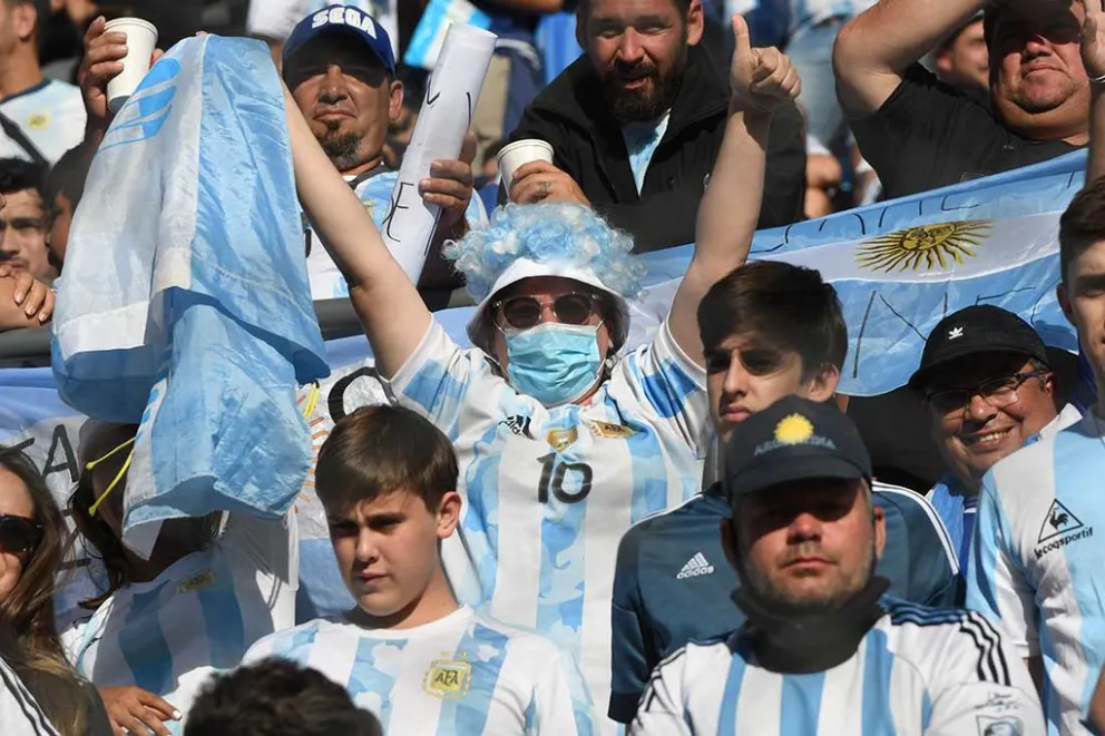 Cuánto cuesta viajar al Mundial de Qatar para alentar a la Selección Argentina