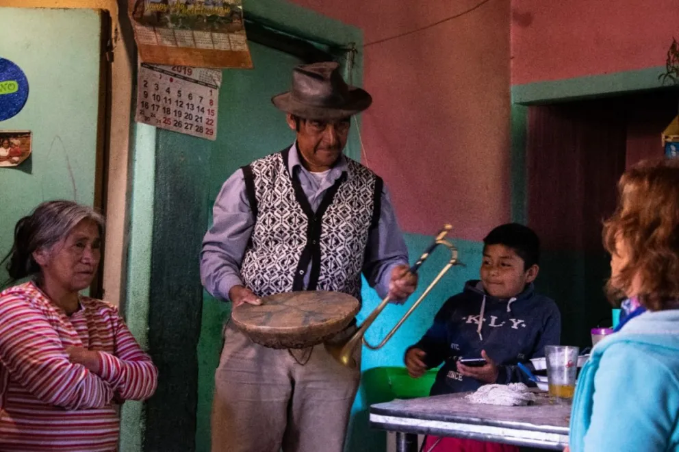 Rescatan cantos mapuches que se habían registrado en los 80