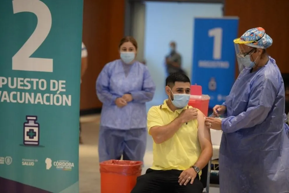Los contagios siguen en alza: se registraron 129.709 casos de Covid-19 en Argentina
