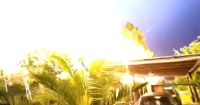 VIDEO: Un vecino de Roca captó el momento exacto en que un rayo cayó en su patio