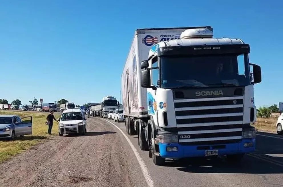 Soldados de Malvinas cortan la Ruta Nacional 22 hasta el domingo
