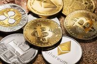 Se desplomaron las criptomonedas: bitcoin alcanzó su precio más bajo
