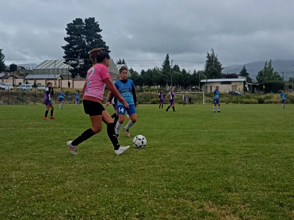 Fin de semana de acción en el fútbol femenino municipal