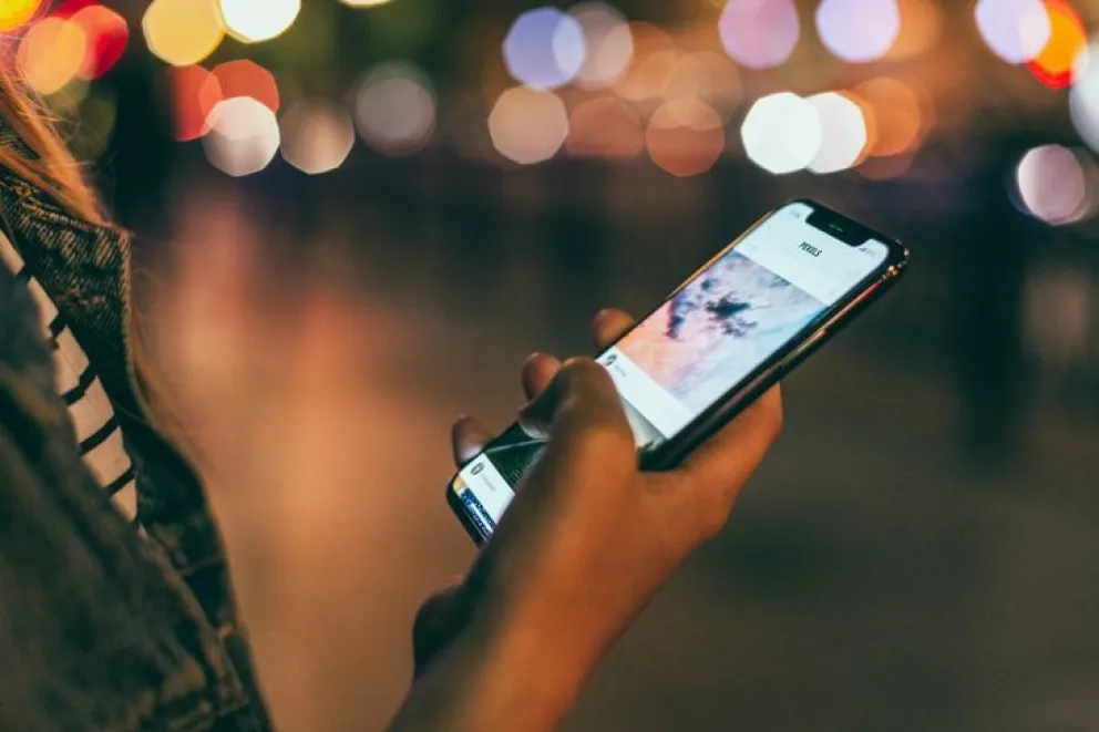 Va preso por robar un celular 