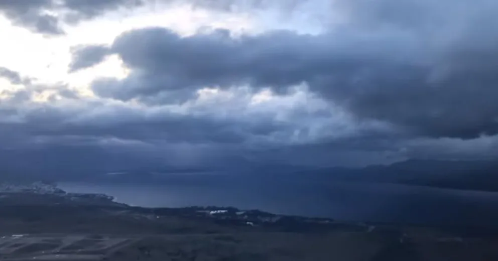 Impresionante video del despegue de un avión en Bariloche