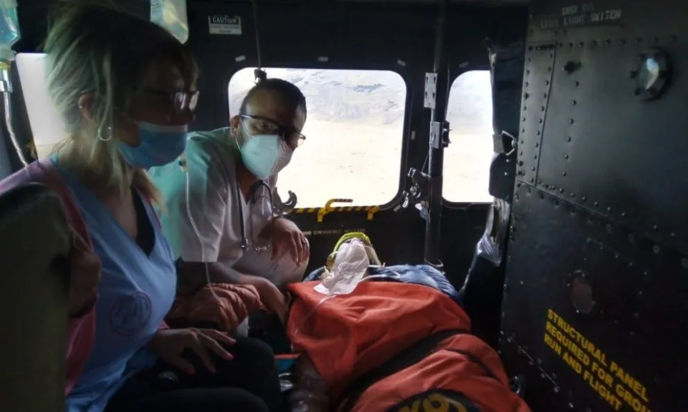 Increíble rescate de un guía de montaña barilochense en El Chaltén