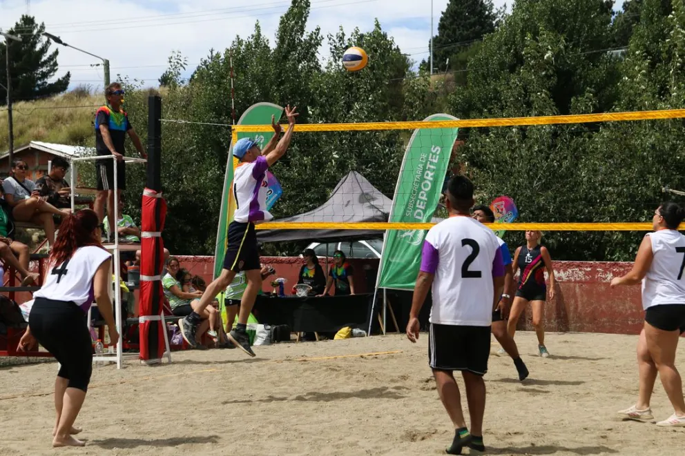 Hubo encuentro de beach vóley en el Municipal 3
