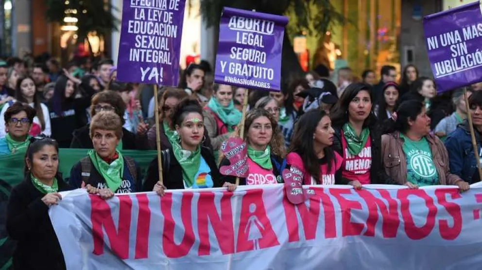 Declaran de interés educativo el Encuentro de Mujeres y no computarán falta a las docentes que asistan