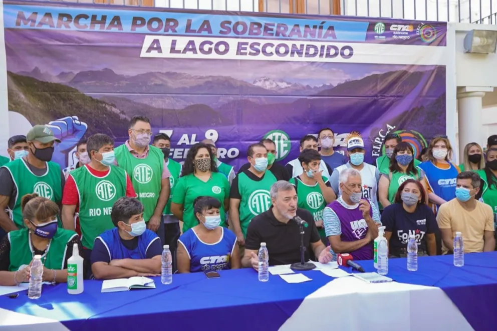 La CTA Autónoma convocó a una marcha a lago Escondido contra Lewis