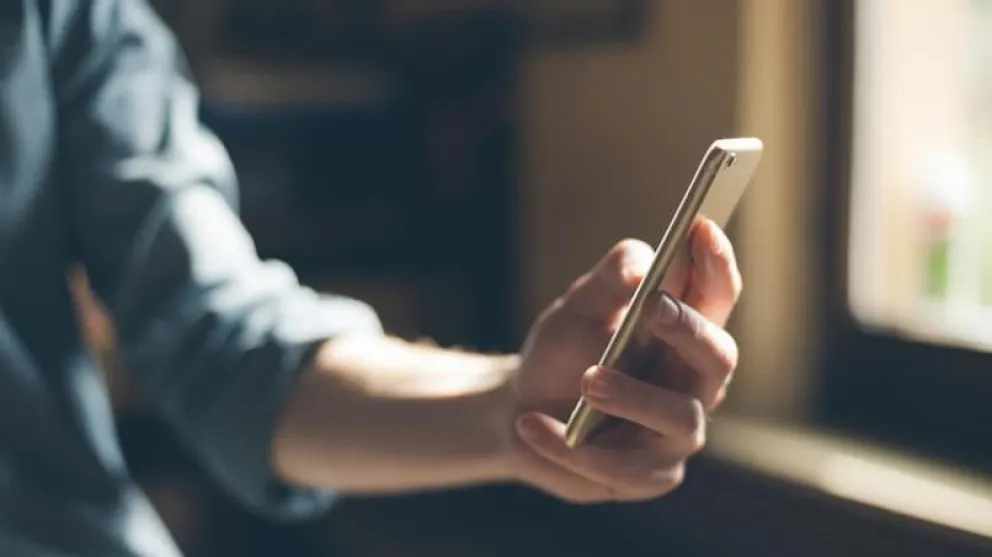 Condena a empresa de telefonía por “ofrecer y cobrar un servicio que sabe que no puede prestar”
