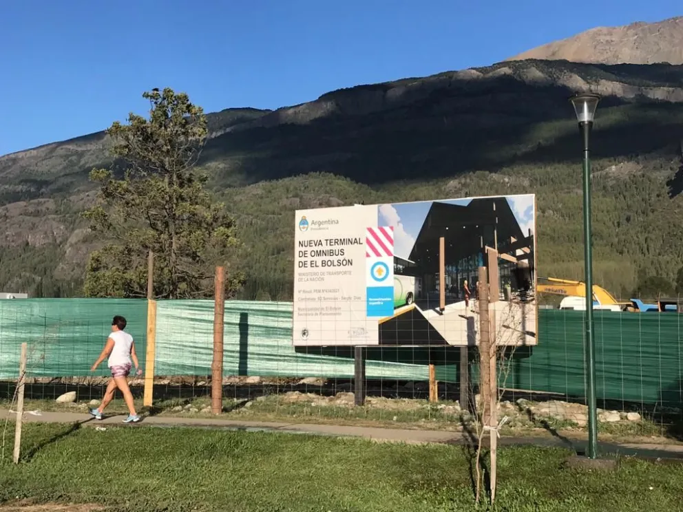 El Bolsón: comenzó la obra de la nueva terminal