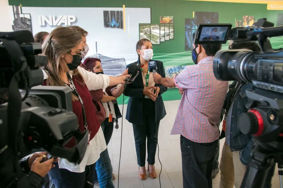 La gobernadora anunció un proyecto para otorgar títulos de propiedad a comunidades indígenas