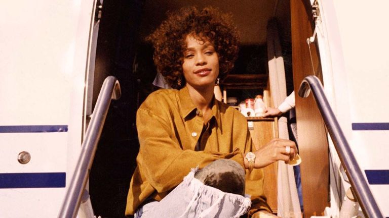 Se Cumplen 10 A os De La Muerte De Whitney Houston C mo Fue Su Tr gico se-cumplen-10-a-os-de-la-muerte-de-whitney-houston-c-mo-fue-su-tr-gico
