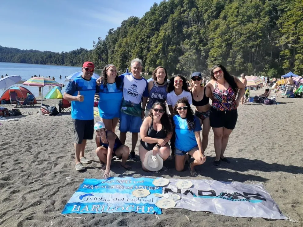 Bariloche presente en el certamen de aguas abiertas en lago Espejo 