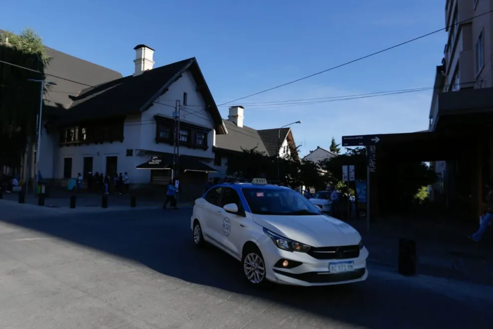 Aprobaron un 20% de aumento en la tarifa nocturna de taxis