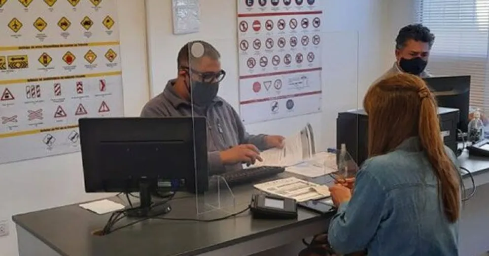 Cómo descargar el material de estudio para el examen de manejo