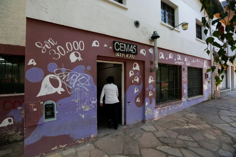 Grave denuncia del Centro de Estudiantes expone maltrato por parte de los porteros 