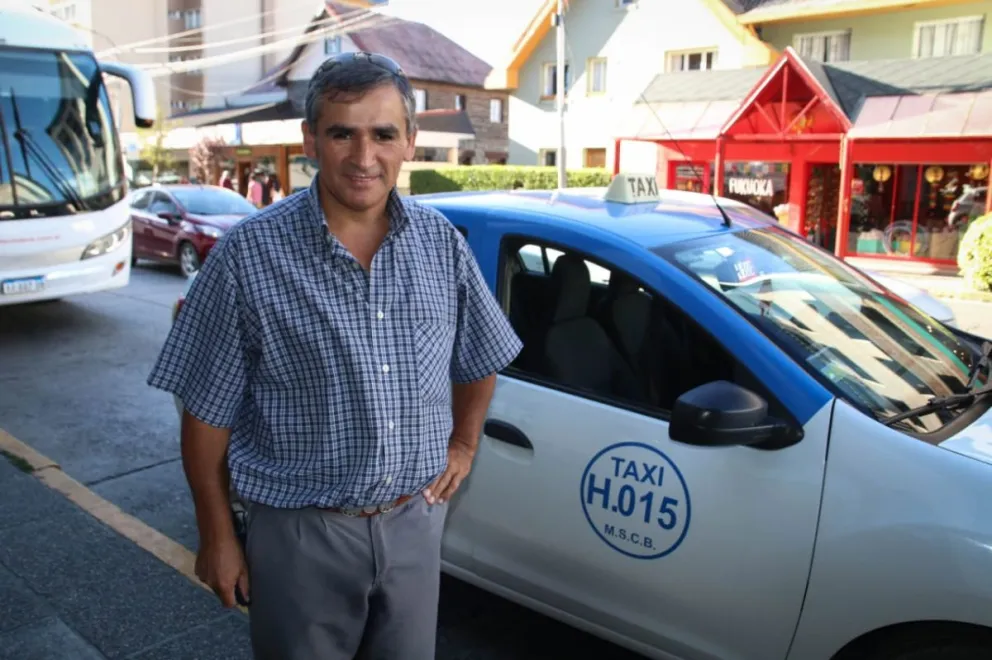 Un taxista tuvo un gran gesto de honestidad y fue felicitado hasta por la gobernadora 
