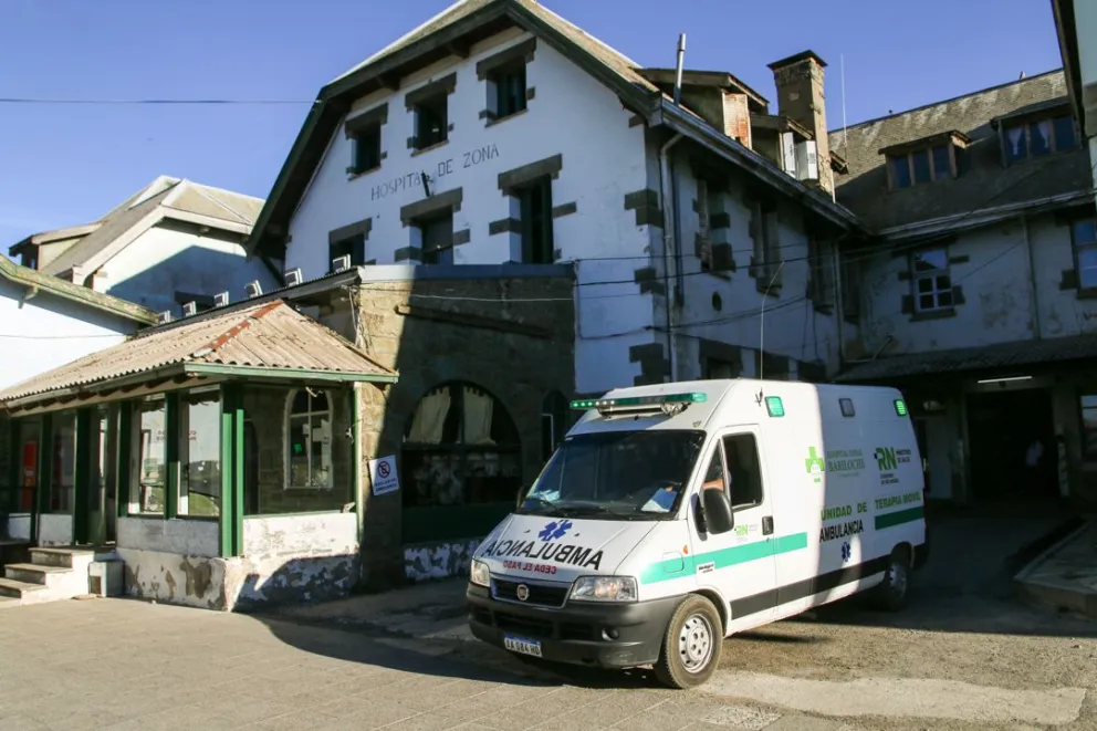 Dieron de alta al efectivo policial que fue baleado por su compañero en la comisaría 42