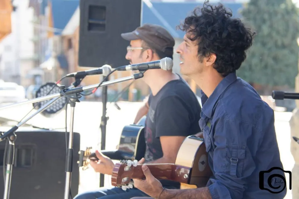 Marcelo Saccomanno, con la canción al frente