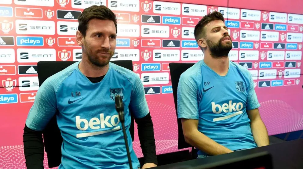 Aseguran que Pique orquestó la salida de Messi del Barcelona