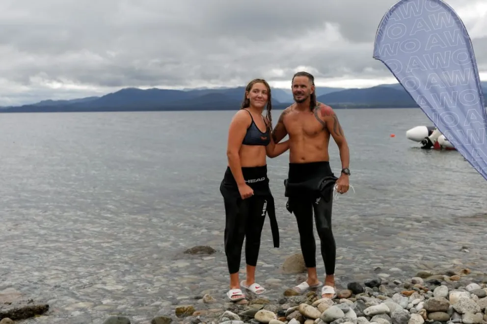 Lucas Rivet y Joaquina Dalmazzo, pura conexión con el Nahuel Huapi