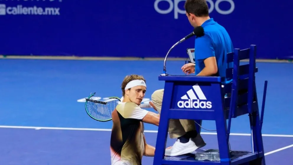 Zverev fue expulsado del ATP de Acapulco por golpear la silla del árbitro con la raqueta