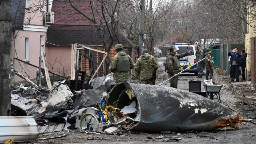 Segundo día de invasión rusa a Ucrania: disparos y explosiones en los barrios de Kiev