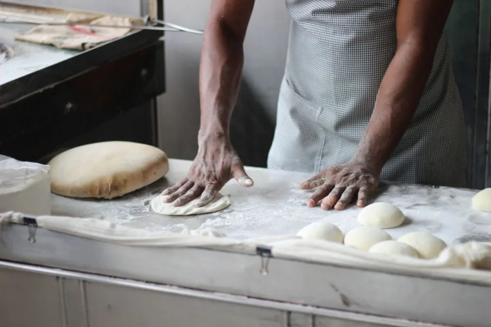 Rechazaron demanda de la empleada diciendo que solamente le enseñaban el oficio de panadera