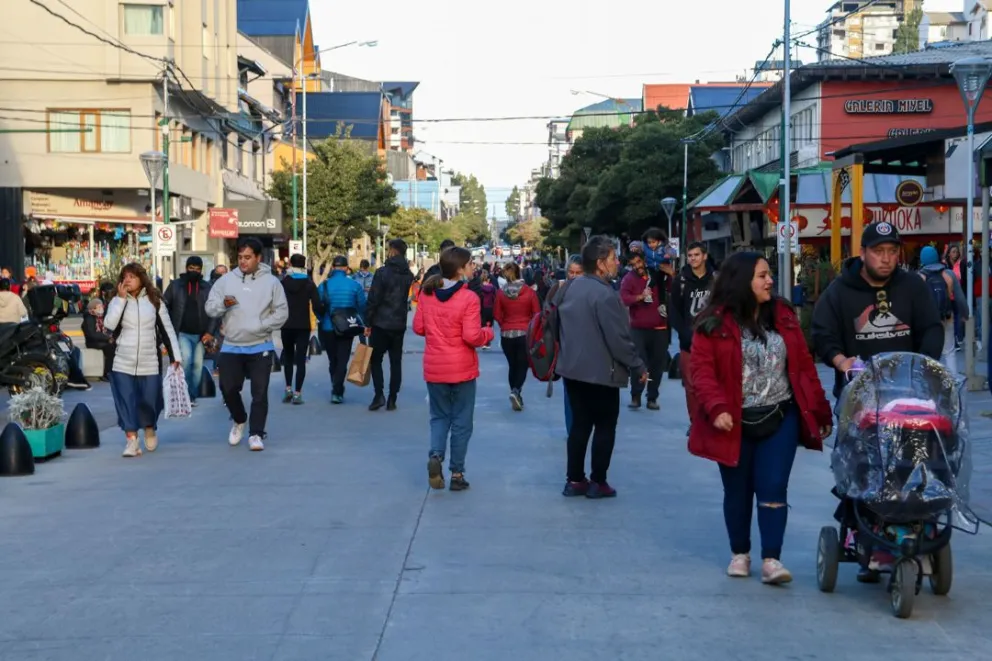 Burlon pidió "ser considerado con el precio" para los turistas nacionales 