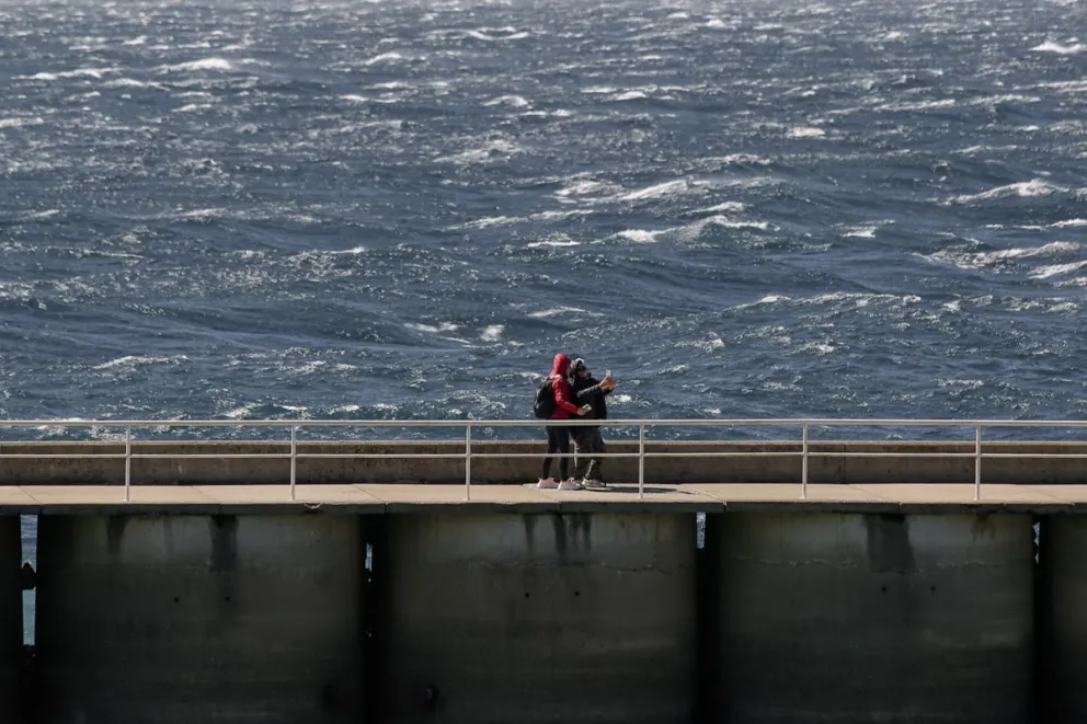 Cierran senderos municipales por alerta de fuertes vientos