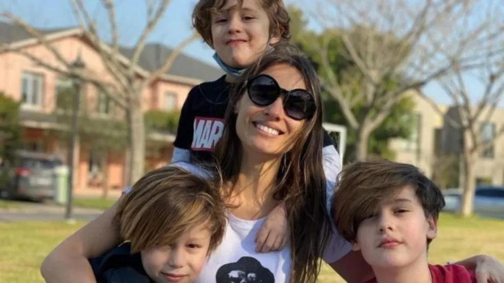 ¡Impactante! Pampita compartió imágenes del antes y después de sus hijos mayores 