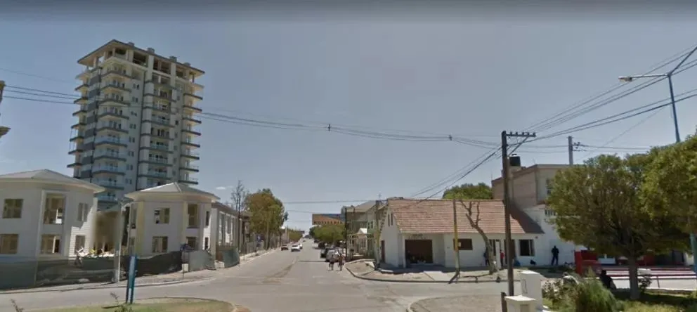 Un albañil se convirtió en héroe, tras un intento de robo en Las Grutas