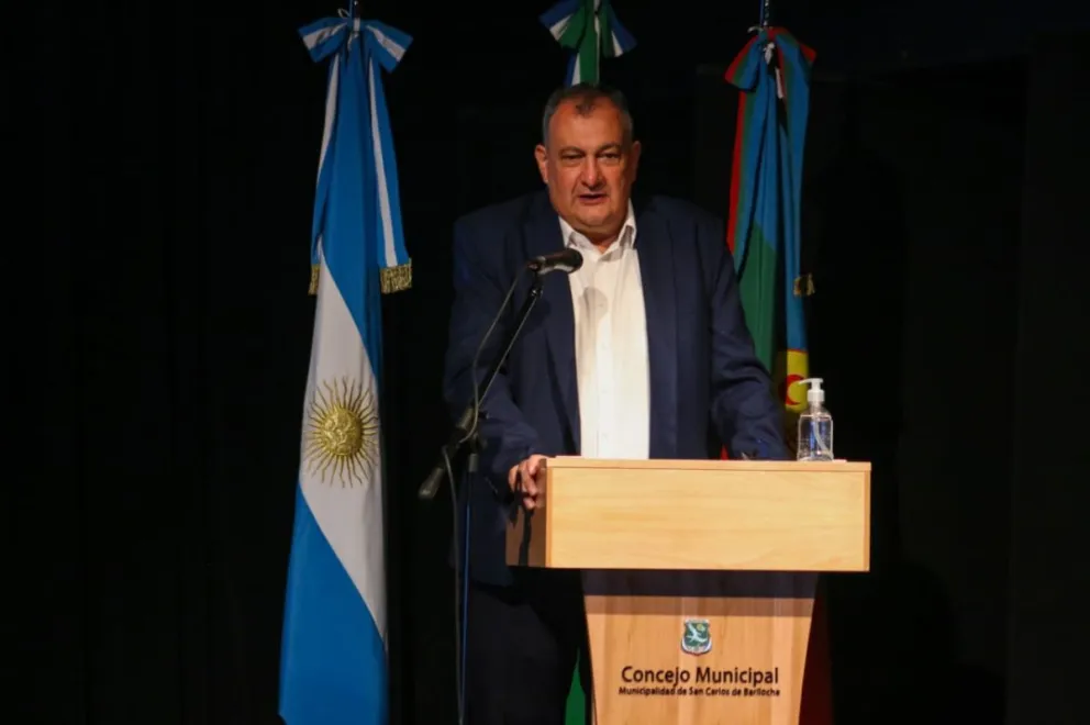 Gennuso repudió la guerra: “A todos nos duelen las víctimas”