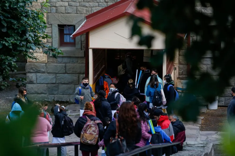El mundial ya llegó a las escuelas de la provincia 