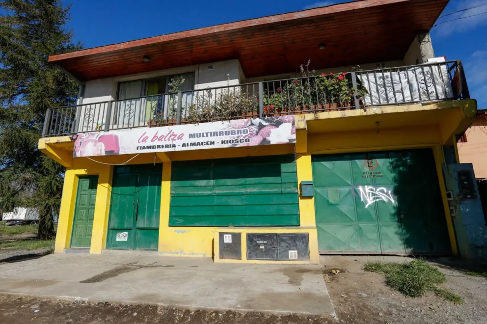 Con un arma quiso asaltar una despensa y tras un operativo lograron capturarlo