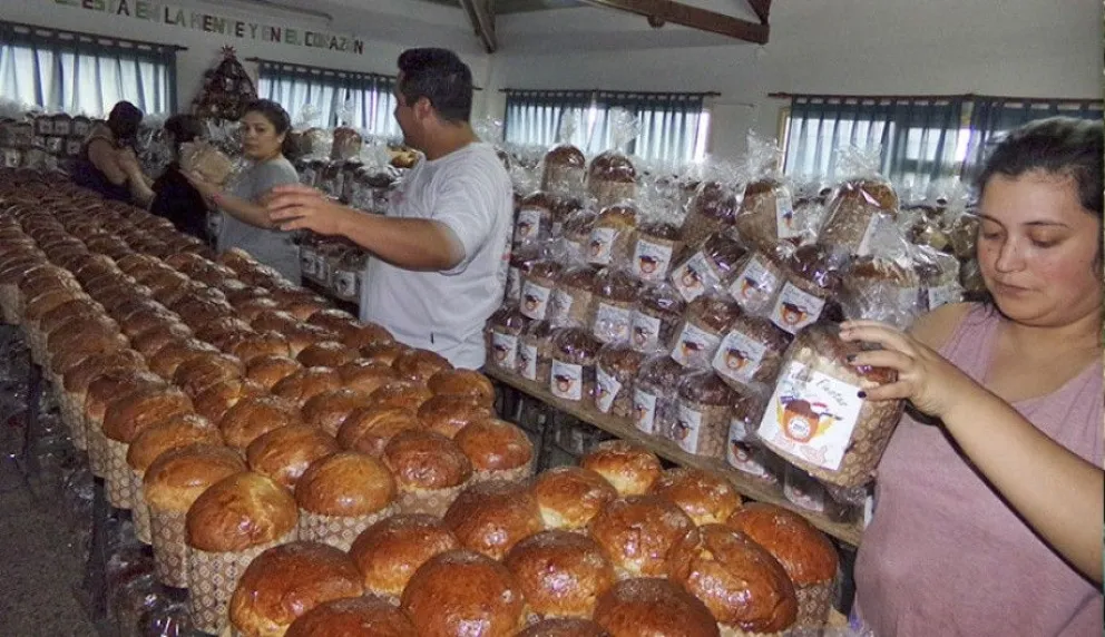 Aún faltan muchos insumos para seguir con la elaboración del Pan Dulce Solidario