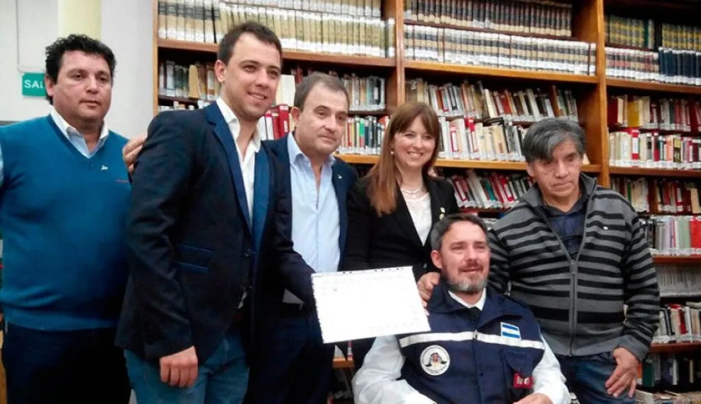 Damián Lucero recibió la medalla de Ciudadano Ilustre de Río Negro