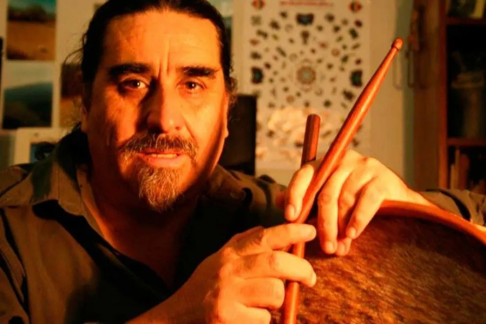 Llega a Bariloche el gran percusionista Carlos Rivero