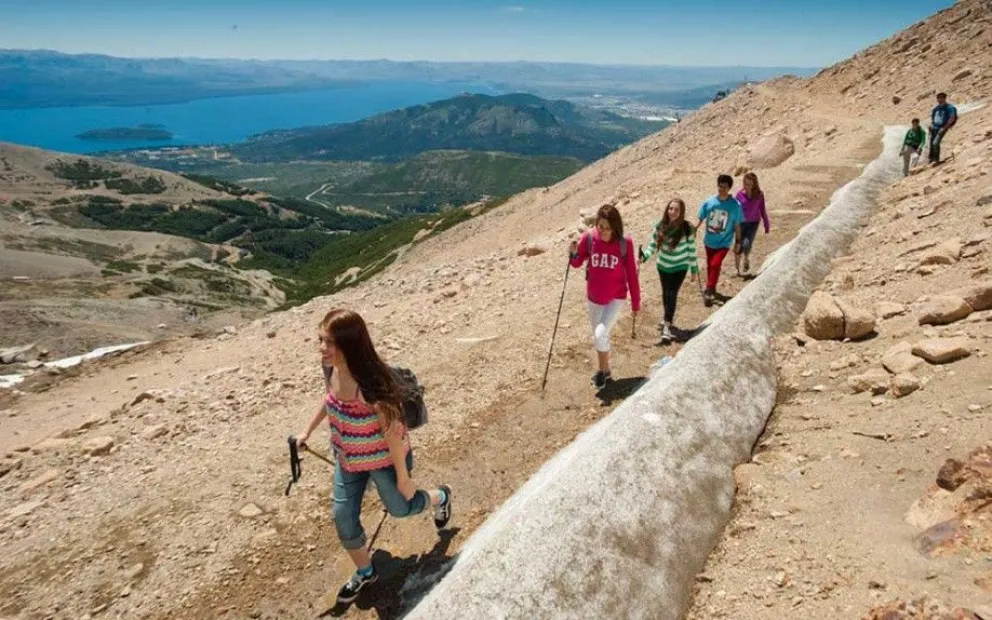 Catedral lanza beneficios para que residentes disfruten la montaña en verano