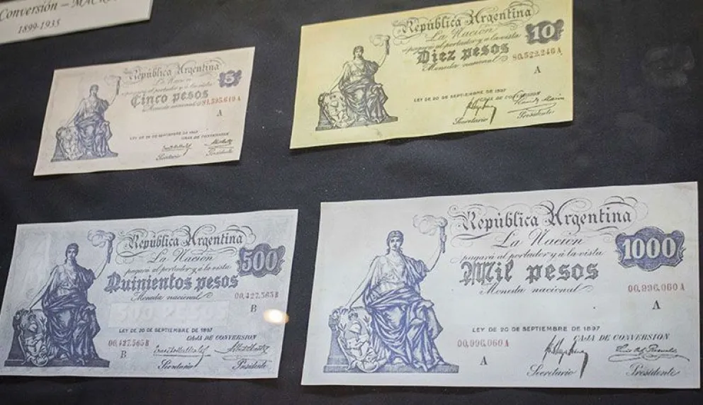 Excelente muestra numismática  y filatélica en la sala Girgenti